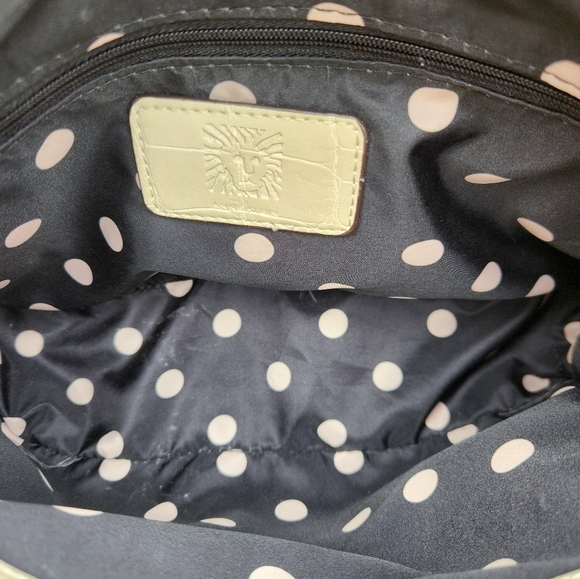 Anne Klein Cream and Gold hardware Faux Alligator Shoulder bag in EUC! - Picture 12 of 15